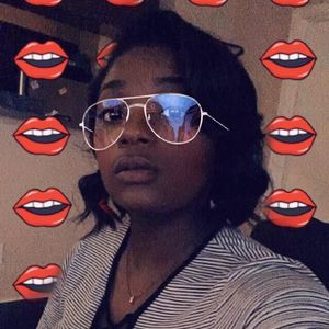 Meet your Posher, Kanesha